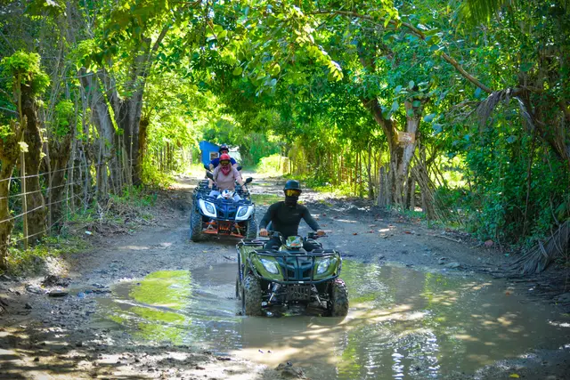 Momento real del recorrido en buggy y ATV por Puerto Plata
